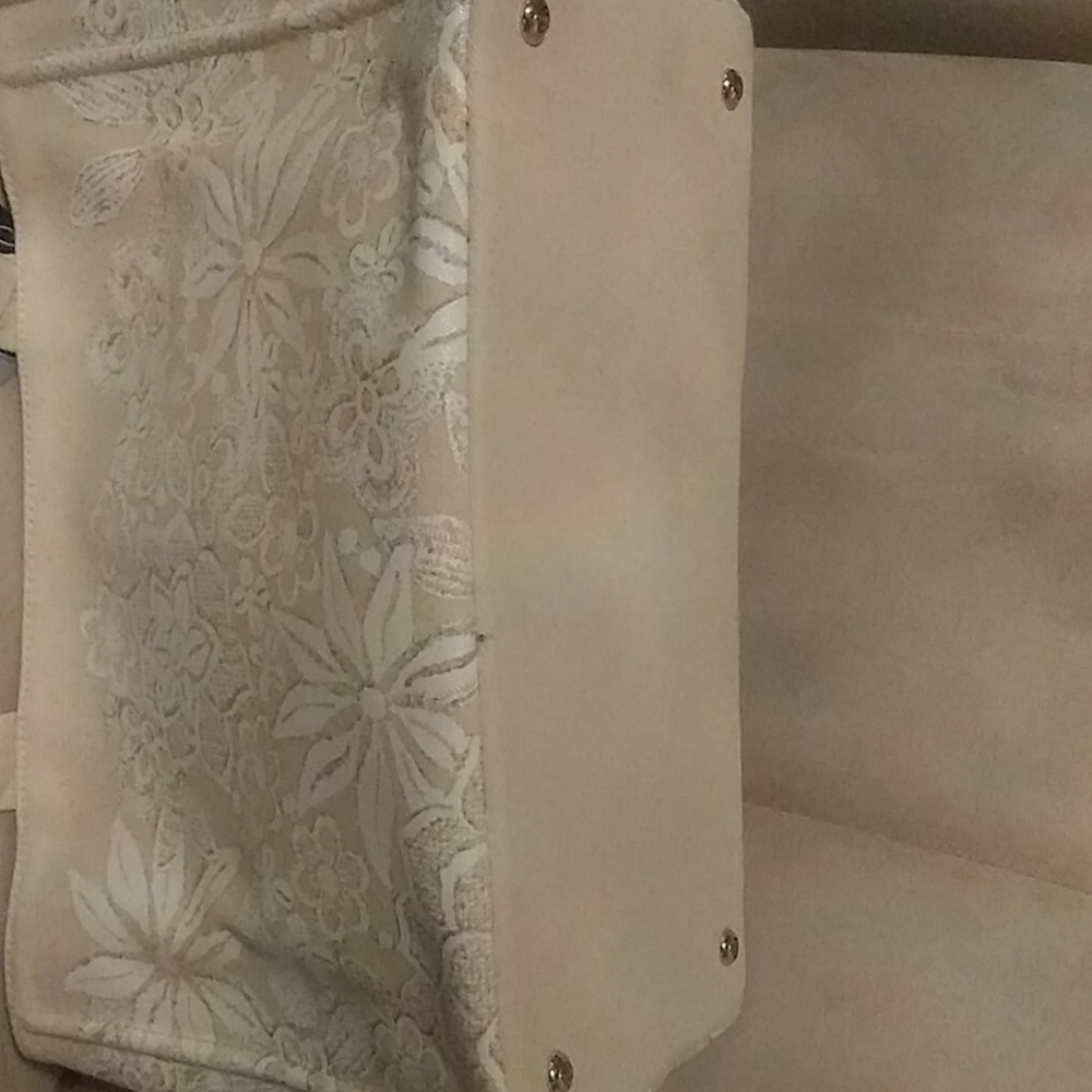 Oscar de la Renta - Picture 3 of 4